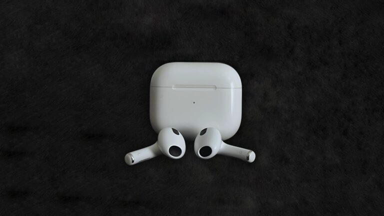 AirPods Temizleme Rehberi: AirPods kulaklıklar nasıl temizlenir?